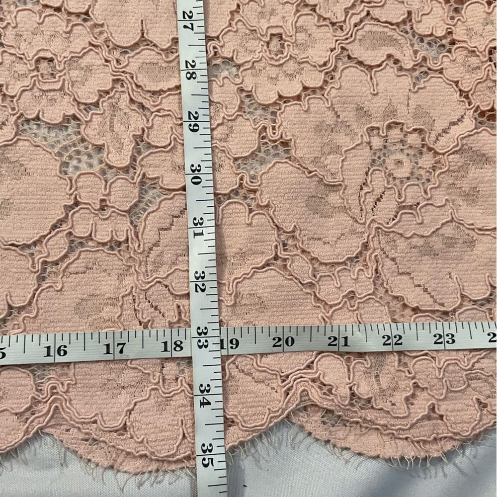 BCBG MAXAZRIA Women’s Size Small Pale Pink Diane Oversized Lace Knee Dress - Picture 11 of 12